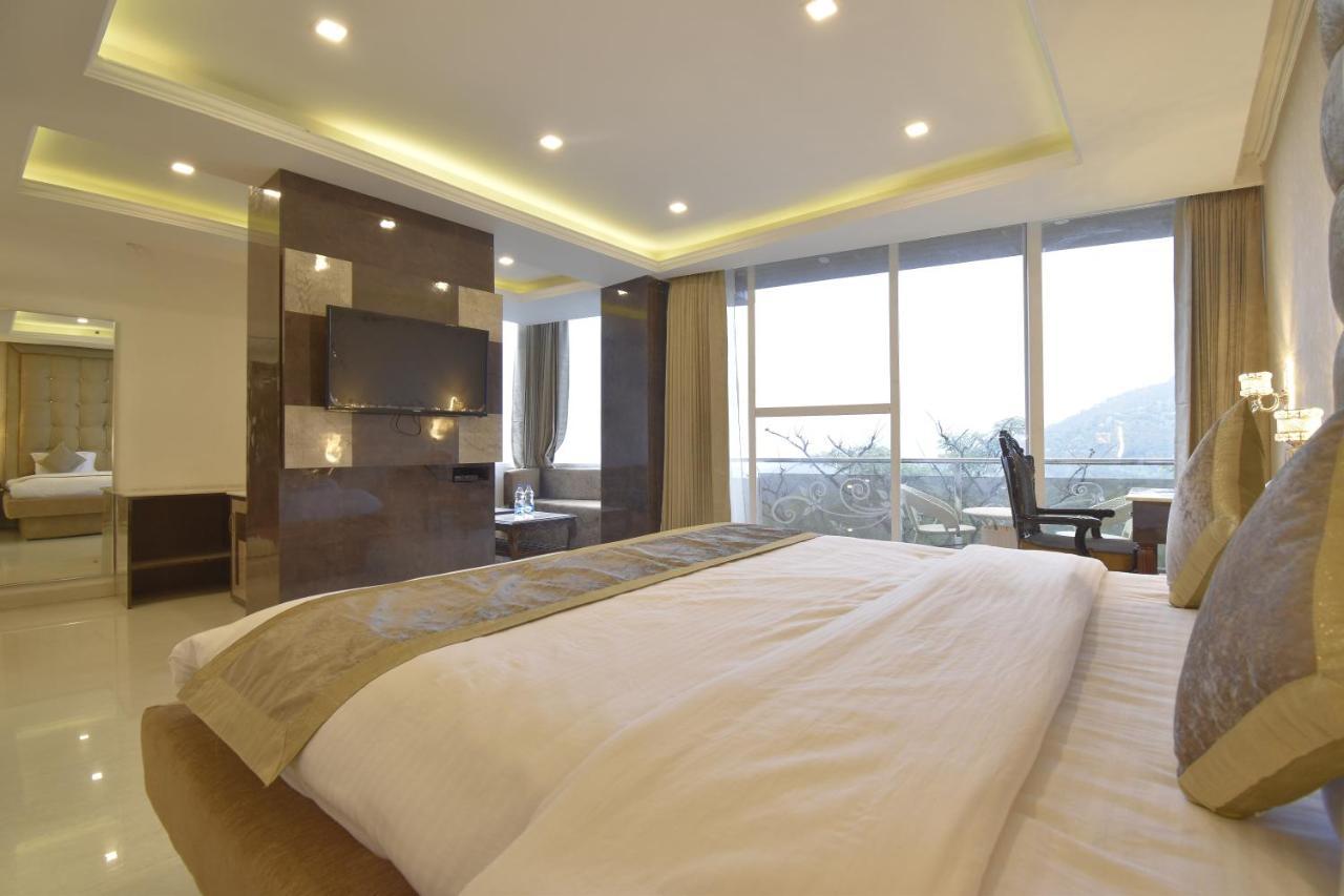 The Royal Castle Hot And Cold Centralized Hotel Dharamshala Luaran gambar