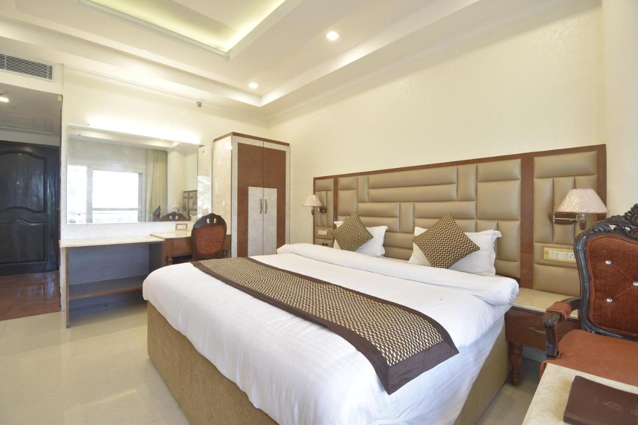 The Royal Castle Hot And Cold Centralized Hotel Dharamshala Luaran gambar