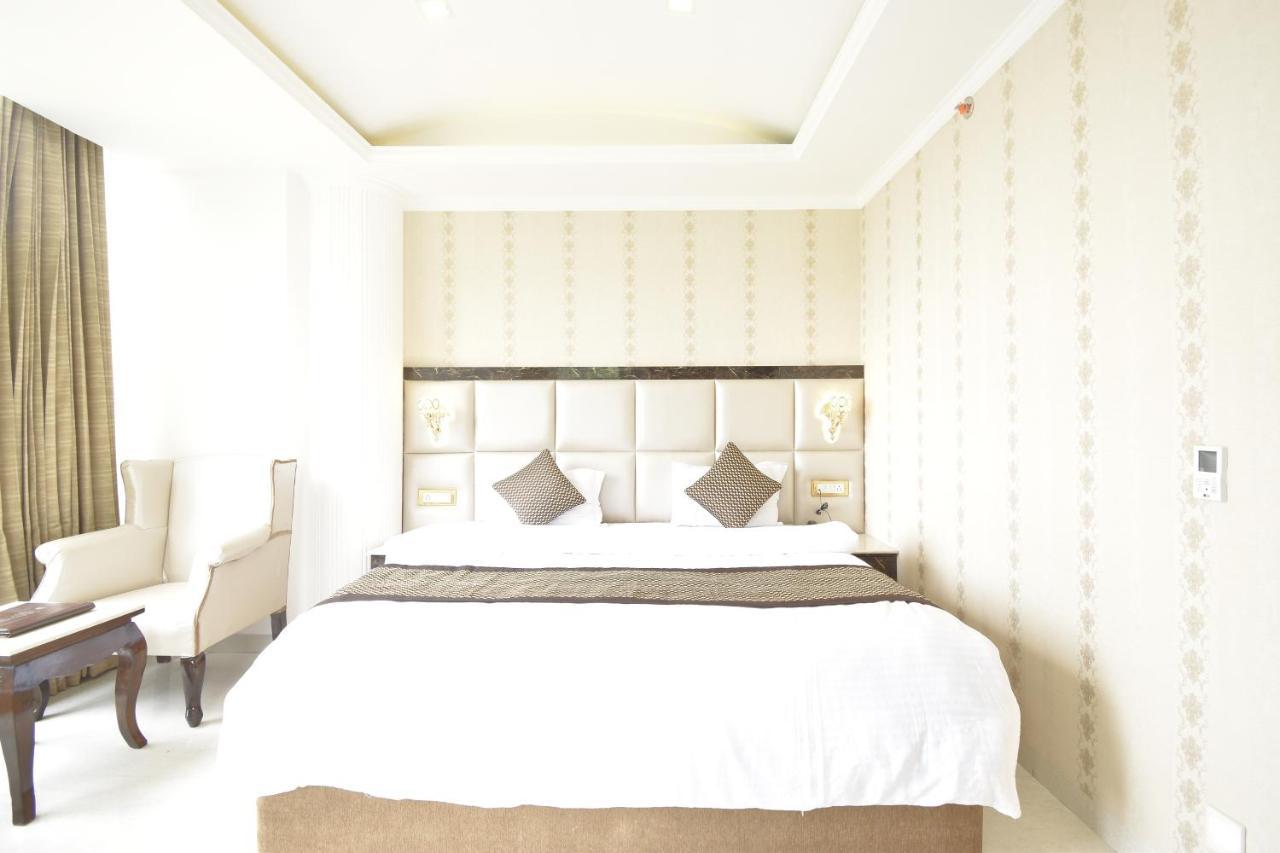 The Royal Castle Hot And Cold Centralized Hotel Dharamshala Luaran gambar