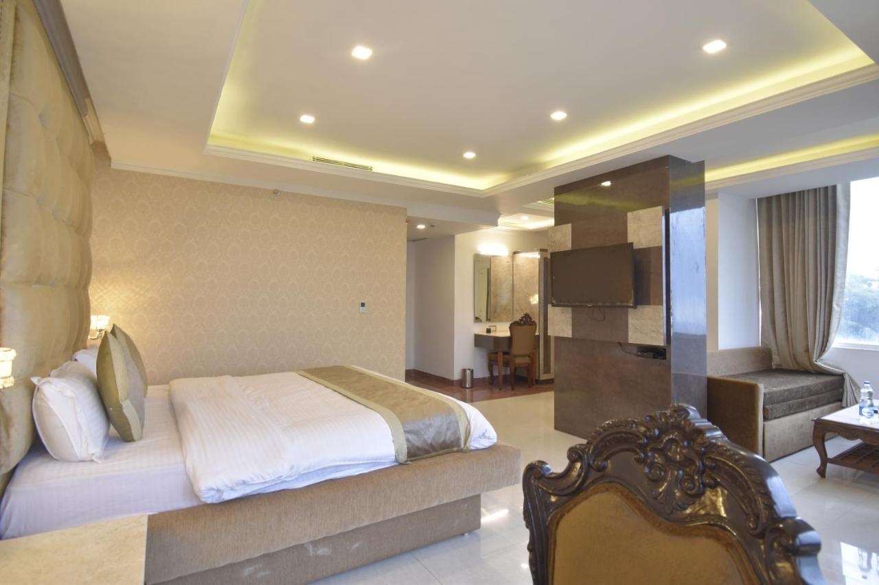 The Royal Castle Hot And Cold Centralized Hotel Dharamshala Luaran gambar