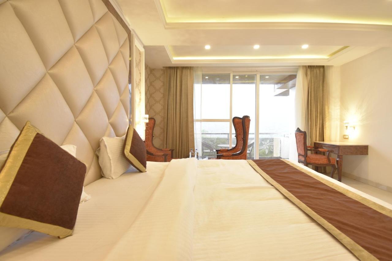 The Royal Castle Hot And Cold Centralized Hotel Dharamshala Luaran gambar