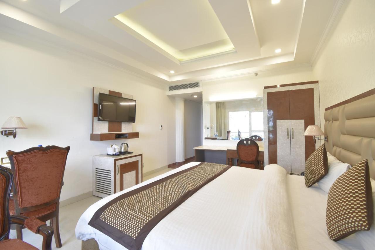 The Royal Castle Hot And Cold Centralized Hotel Dharamshala Luaran gambar